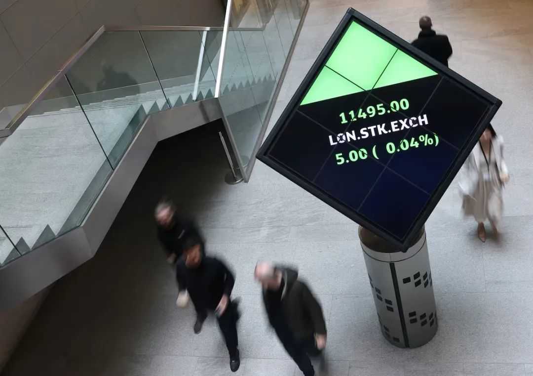 UK Stocks Surge with Record - Long Rally, Led by Energy and Finance Sectors